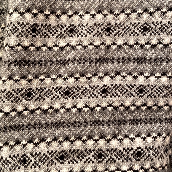 LL Bean Turtleneck Sweater Fair Isle pattern Grey Black White Cotton Cashmere MP - Picture 9 of 12